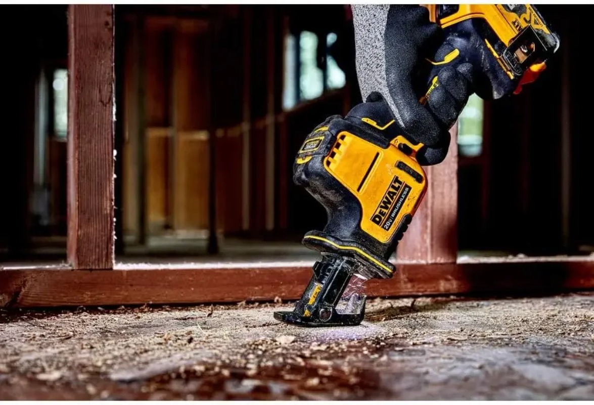 DEWALT DCS369 20V MAX* Recipro - Metal Saw Reciprocating avaliação e preço